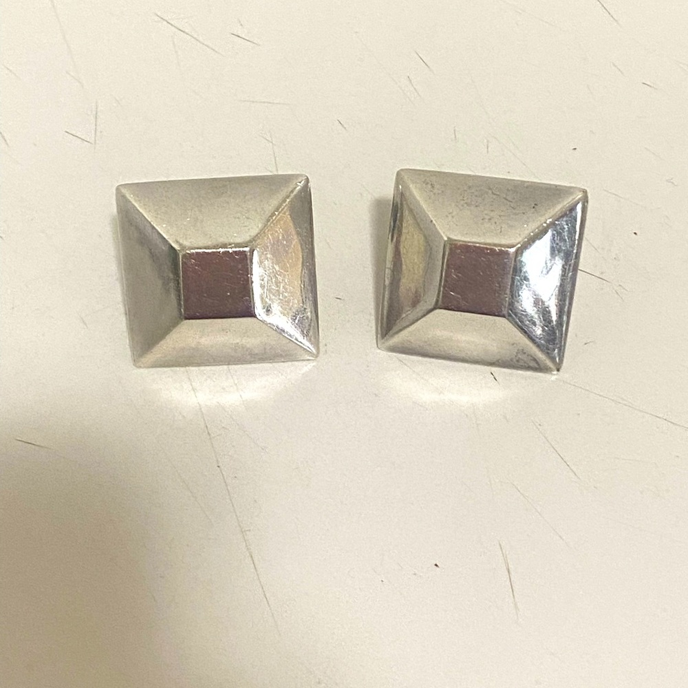 VINTAGE JONDELL Sterling Cilp on Earrings